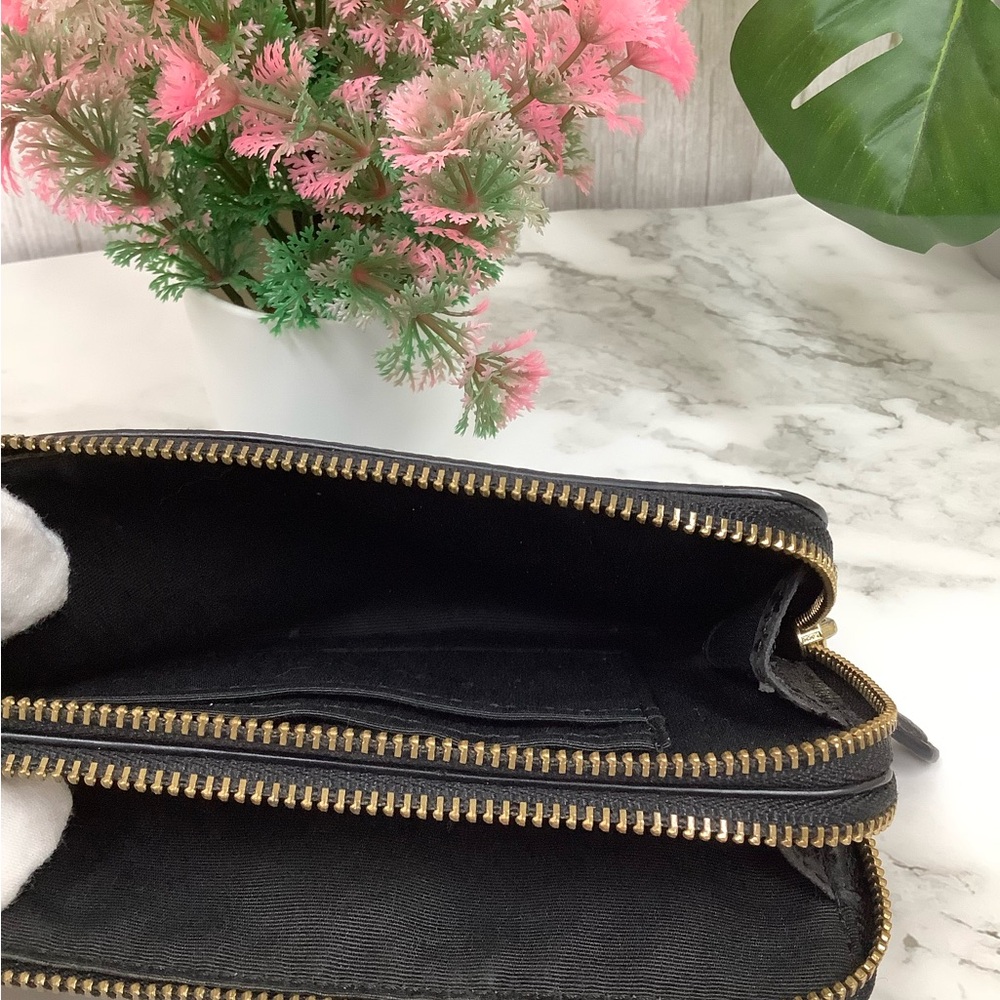 GUC Coach Pebbled Leather Black Doubled Zipper Wristlet with Gold Logo - Picture 7 of 8